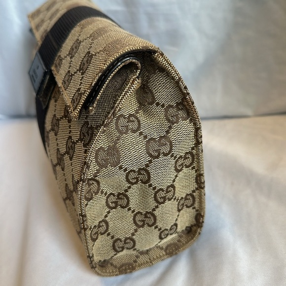 EUC: Authentic Vintage Gucci Clutch bag: Chain not included. No call outs:clean - Picture 4 of 8